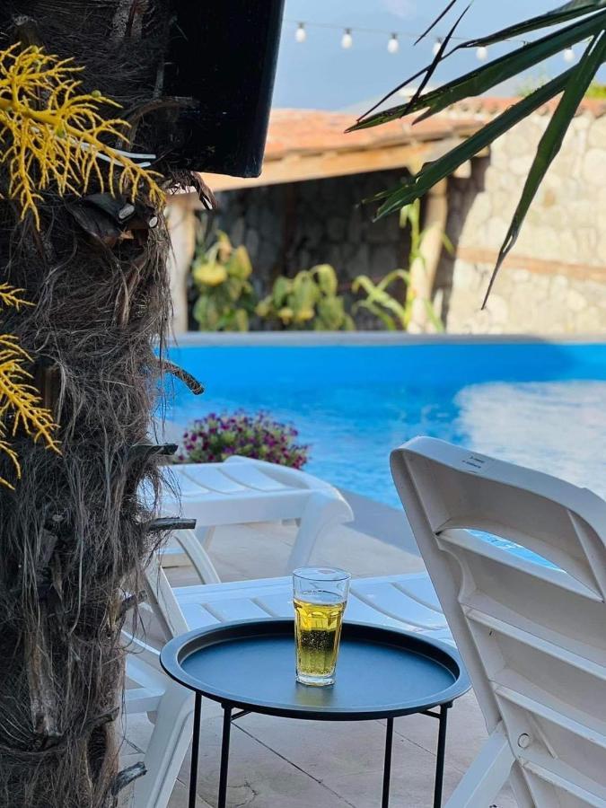 Boutique Hotel Talaveri In 泰拉维 外观 照片